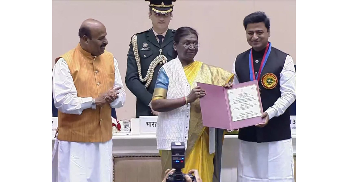 Narayan Seva Sansthan's President Prashant Agrawal Honored with the National Award for 'Best Personality- Empowerment of Differently-abled' by President